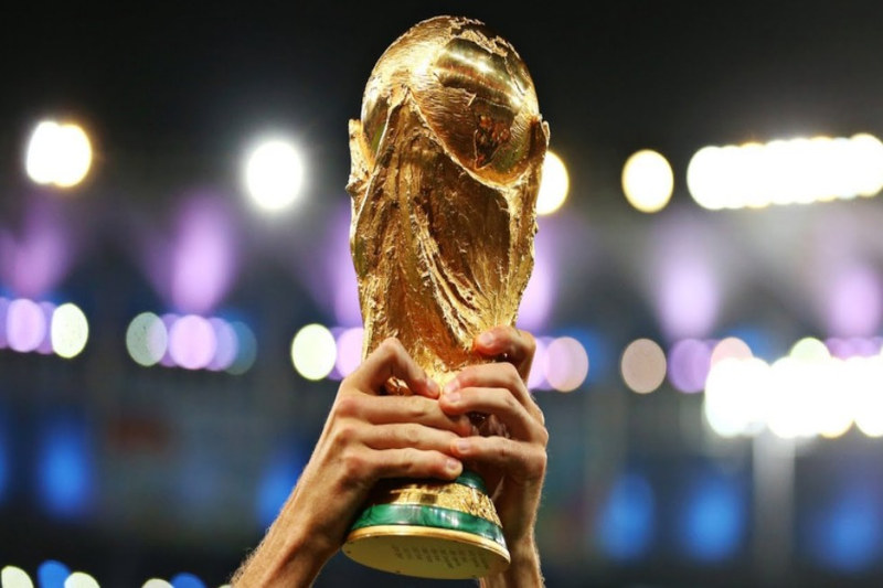 The Teams that Everyone Talks Up Before a World Cup and the Ones that Usually Surprise Us 